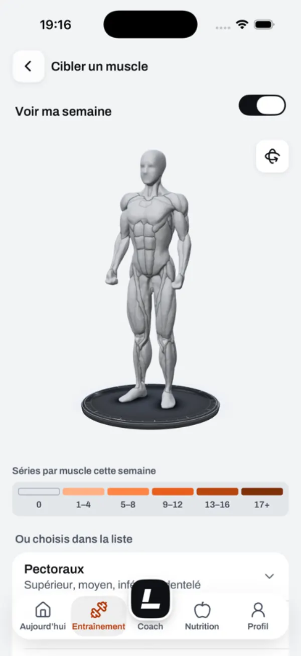 Target a muscle screen: the clay 3D body, the slider of weekly sets per muscle and the list of muscles.